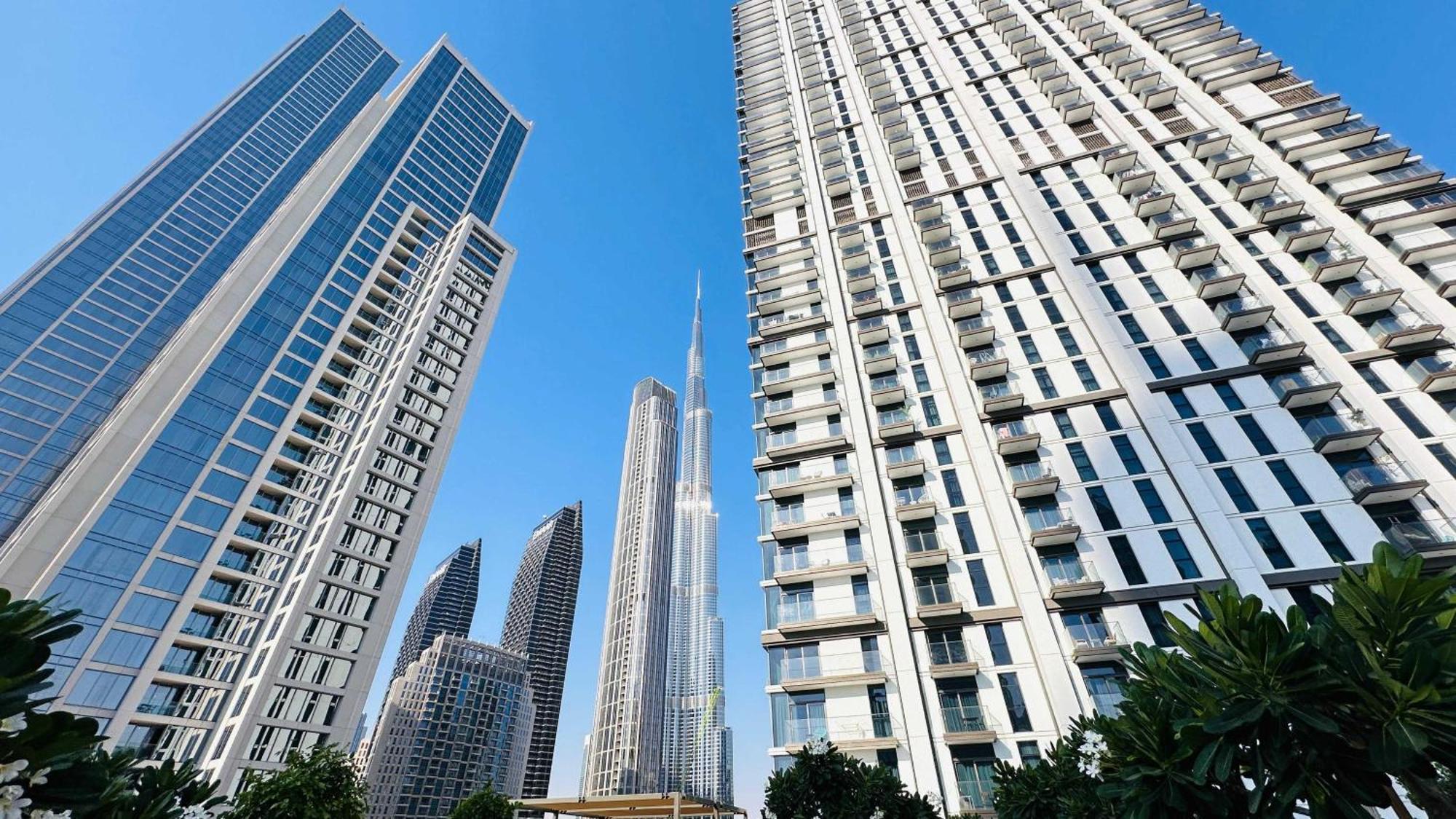 Apartment Oyo 1350 Premium 1-bed Burj Crown