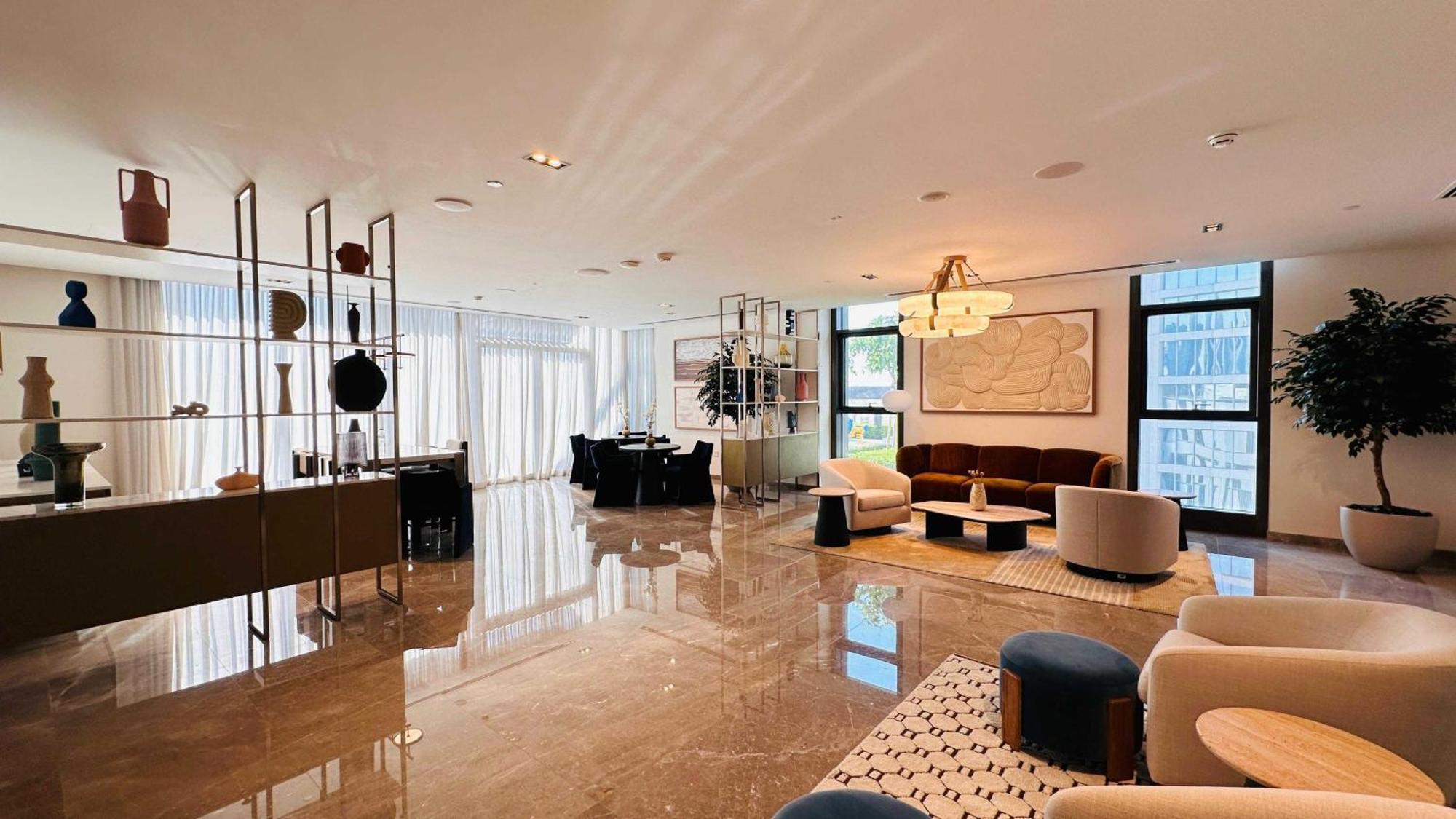 Oyo 1350 Premium 1-bed Burj Crown